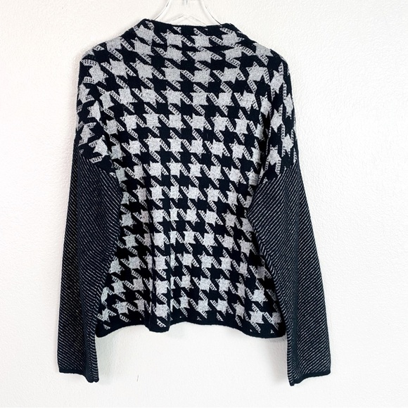 Ann Taylor Houndstooth Mock Neck Pullover Sweater Size XL - Picture 4 of 7